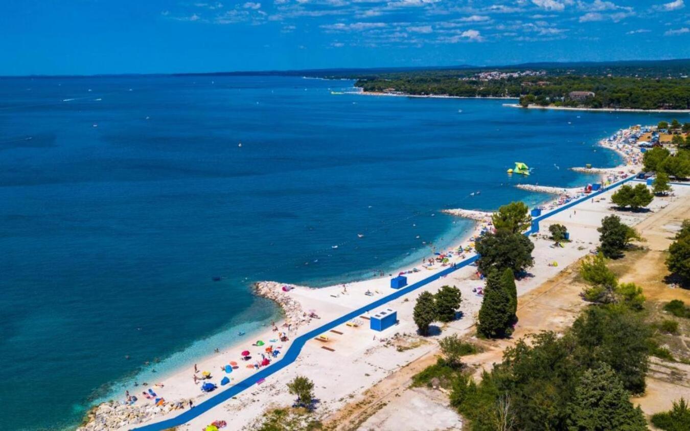 Caramel Comforts In Stinjan Only 800 Meters From The Beach Пула Экстерьер фото